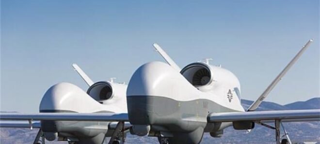 Drone da Marinha dos EUA patrulha litoral do Irã em pleno aumento de tensão 2 ocrente 1768390448
