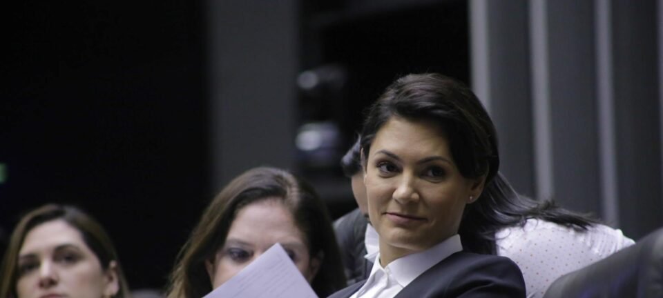 Michelle Bolsonaro chama Allan dos Santos de “boneco de ventríloquo” após polêmica sobre apoio a Tarcísio 2 ocrente 1768443591