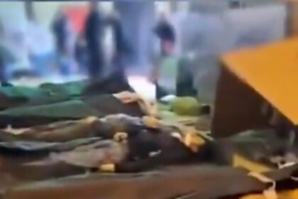 Tiros à queima-roupa e filas de corpos: repressão no Irã já deixa mais de 2,4 mil mortos, apontam ONGs 6 ocrente 1768457060
