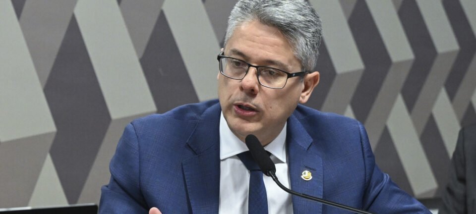 Alessandro Vieira diz que Moraes e Toffoli tentam “intimidar” Polícia Federal e Receita 2 ocrente 1768499386
