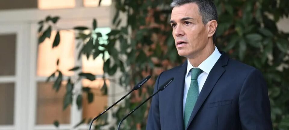 Sánchez alerta que ataque dos EUA à Groenlândia tornaria Putin “o homem mais feliz do mundo” 2 ocrente 1768799058