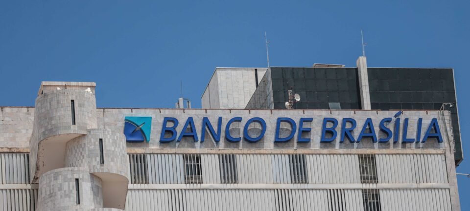 Governo do DF avalia injetar dinheiro público no BRB para cobrir prejuízo com Banco Master 2 ocrente 1768868364
