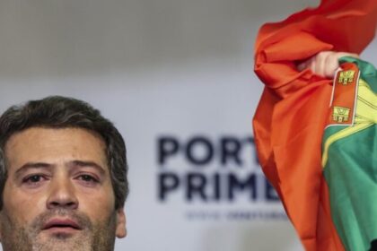 Ventura convoca PSD e Iniciativa Liberal para unir direita no segundo turno em Portugal 14 ocrente 1768881907