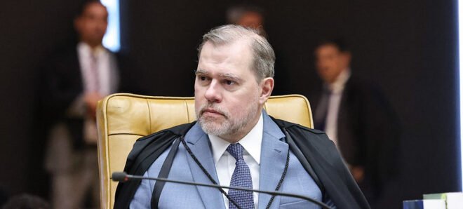 Ex-presidente do TST afirma que conduta de Toffoli é “caso de análise psiquiátrica” 2 ocrente 1768992575