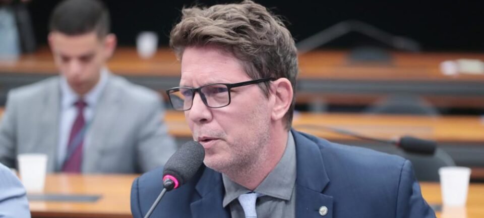 Mário Frias retribui lembrança de Eduardo Bolsonaro e diz querer ex-deputado na disputa ao Senado por SP 2 ocrente 1769005157