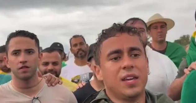 Nikolas Ferreira completa 100 km de caminhada rumo a Brasília e ataca “ficha corrida” de Lula 2 ocrente 1769039389