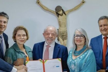 Prefeitos acusam Lula de oportunismo ao mudar cálculo do piso dos professores 18 ocrente 1769078058