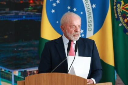 Lula altera cálculo do piso e assegura ganho real aos professores da rede pública 14 ocrente 1769089822