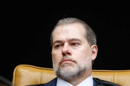 Senador Magno Malta anuncia aditamento a pedido de impeachment de Dias Toffoli após denúncias sobre resort no Paraná 8 ocrente 1769091575