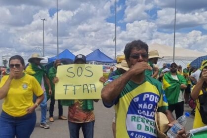 Moraes aciona PM do DF para desmontar barraca de apoiadores de Bolsonaro nos arredores da Papuda 6 ocrente 1769235611