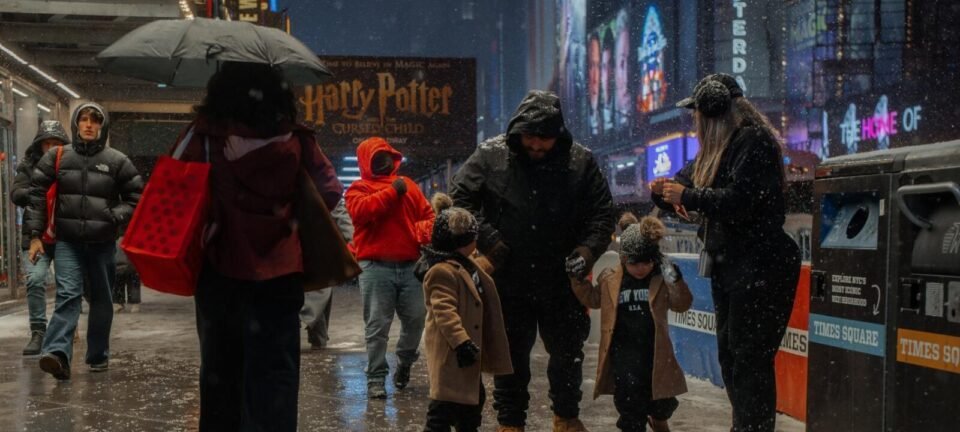 Trump diz que EUA estão prontos para tempestade de inverno que pode atingir 180 milhões 2 ocrente 1769266195