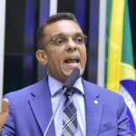 Deputado Otoni de Paula denuncia “sequestro” das igrejas pelo bolsonarismo e repudia “idolatria política” 4 ocrente 1769345361