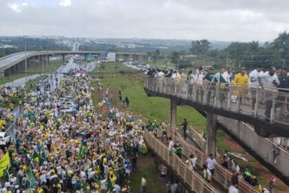 Raio interrompe Caminhada pela Liberdade e deixa feridos em Brasília 18 ocrente 1769376877