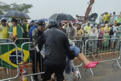 Raio fere manifestantes em marcha liderada por Nikolas Ferreira e gera críticas de deputados do PT 10 ocrente 1769389468