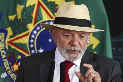 Planalto revê agenda após caminhada de 240 km liderada por Nikolas Ferreira 2 ocrente 1769424589
