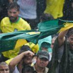 Deputado Nikolas Ferreira conclui “Caminhada pela Liberdade” de Minas a Brasília e atrai milhares de apoiadores 4 ocrente 1769437212