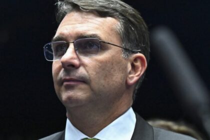 Flávio Bolsonaro promete reativar comércio Brasil-Israel a partir de 2027, caso seja eleito 10 ocrente 1769516373