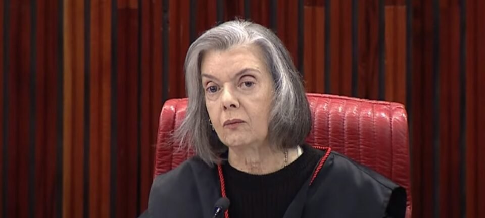 Cármen Lúcia defende ação preventiva do TSE contra manipulação por inteligência artificial 2 ocrente 1769528065