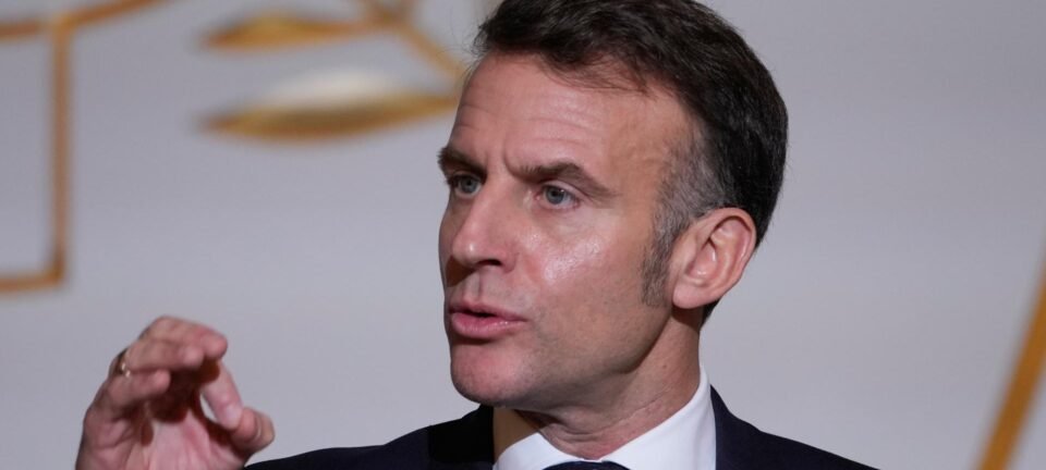 Assembleia francesa aprova proibição de redes sociais para menores de 15 anos 2 ocrente 1769537995