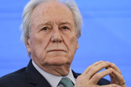Comissão de Ética libera Lewandowski para advogar sem quarentena, mas impõe veto sobre casos da PF 4 ocrente 1769579388