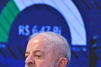 Desaprovação de Lula sobe a 57% às vésperas da campanha, mostra PoderData 4 ocrente 1769603659