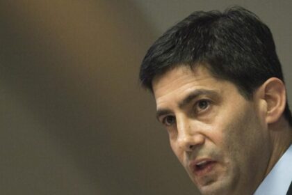 Kevin Warsh é indicado por Trump para comandar o Fed em meio a disputa sobre cortes de juros 6 ocrente 1769799897