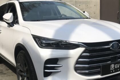 Câmara recebe três veículos elétricos da BYD avaliados em R$ 878 mil 14 ocrente 1769807961