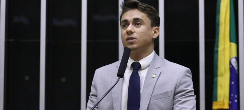 Moraes libera visitas de Nikolas Ferreira e mais três parlamentares a Bolsonaro na Papudinha 2 ocrente 1769809760