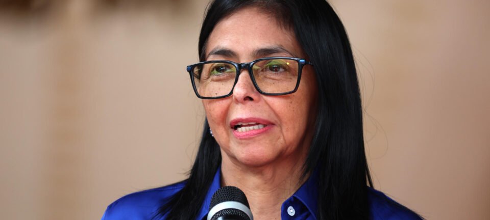 Delcy Rodríguez propõe anistia para presos políticos e anuncia fechamento de El Helicoide 2 ocrente 1769871877
