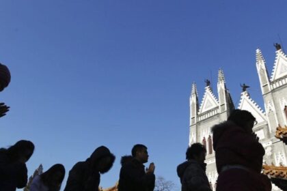 Relatório expõe avanço do controle chinês sobre cristãos com novas leis e vigilância digital 4 ocrente 1769904287