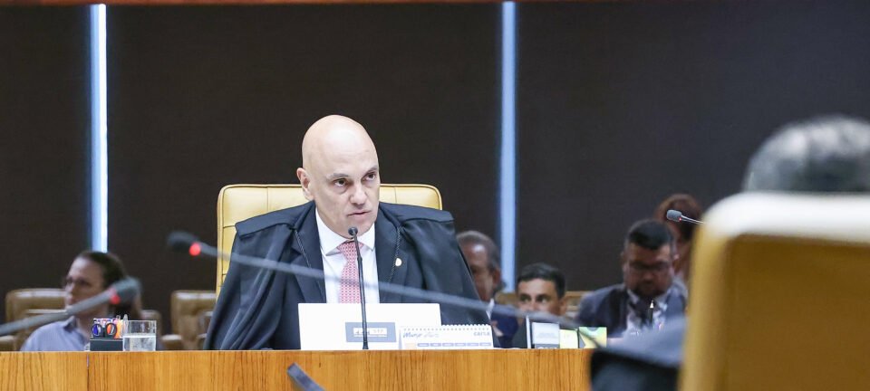 Moraes diz que imprensa “ampara agressores” do STF em debate sobre redes sociais 2 ocrente 1770241798