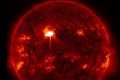 NASA emite alerta de tempestade solar após série de cinco erupções intensas 12 ocrente 1770266971