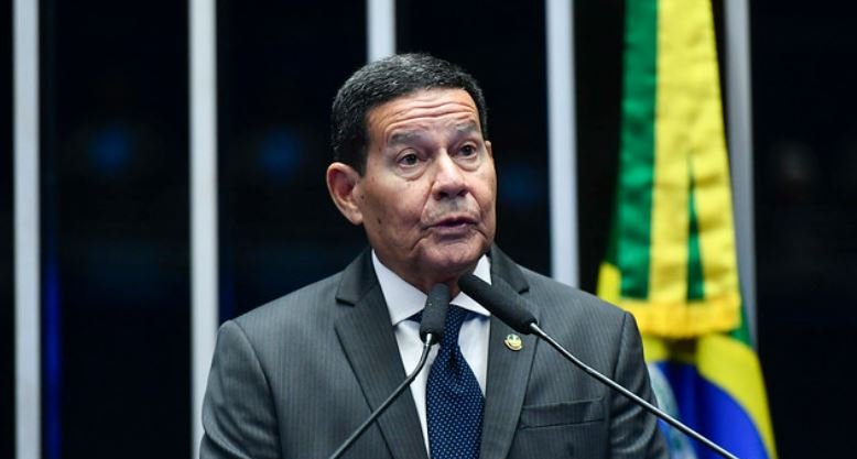 Mourão endossa homenagem no Senado a “O Agente Secreto” e elogia atuação de Wagner Moura 2 ocrente 1770299390
