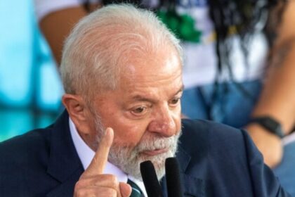 Lula diz ter exigido explicações do filho sobre suspeita de ligação com esquema no INSS 14 ocrente 1770309277