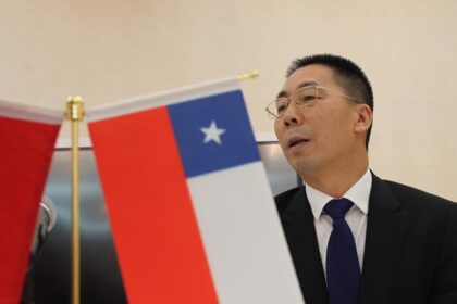 Congressistas chilenos cobram apuração sobre cabo submarino Chile-China Express 4 ocrente 1770334457