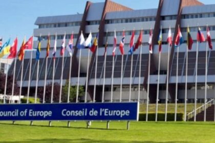 Conselho da Europa aprova resolução que exige banimento de terapias de conversão em todo o continente 18 ocrente 1770377692