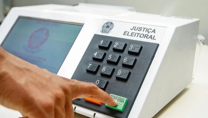 Bancada evangélica reage a declarações que pedem exclusão de fiéis das urnas 2 ocrente 1770389381