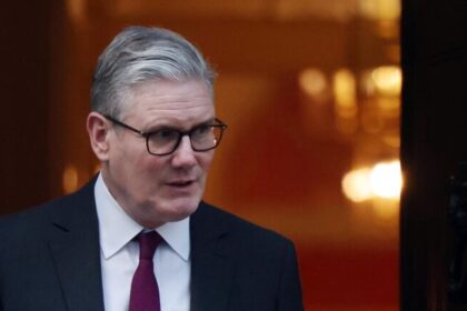 Caso Epstein derruba chefe de gabinete do premiê britânico 12 ocrente 1770577474