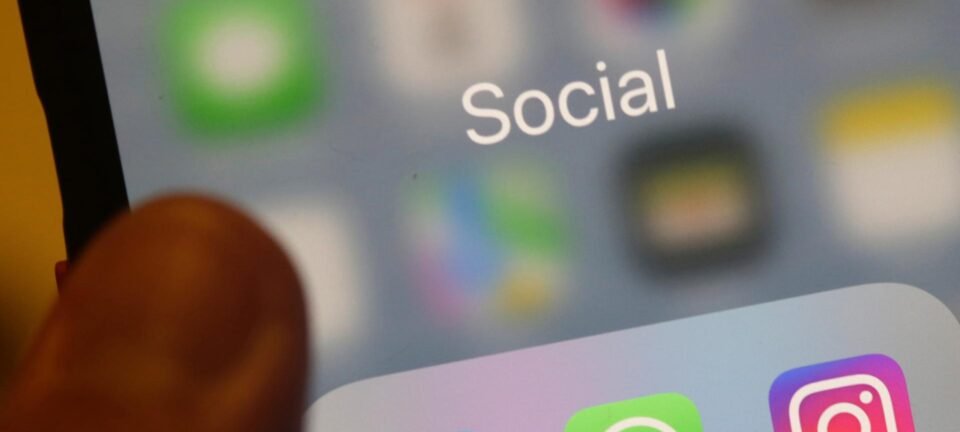 Rússia bloqueia WhatsApp e incentiva migração para aplicativo estatal 2 ocrente 1770908681