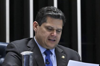 Magno Malta pressiona Alcolumbre a pautar impeachment de Dias Toffoli 8 ocrente 1770919487