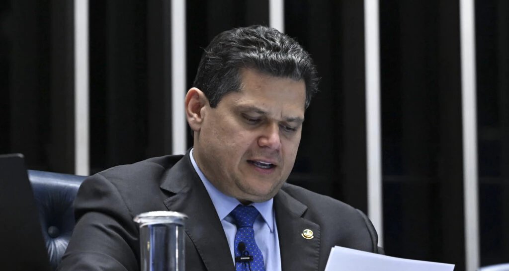 Magno Malta pressiona Alcolumbre a pautar impeachment de Dias Toffoli 2 ocrente 1770919487