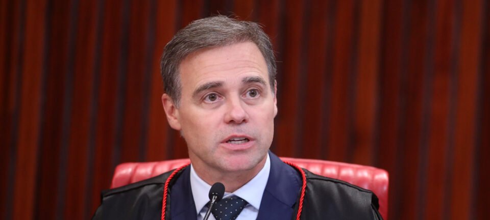 Ministro do TSE vê risco de propaganda eleitoral em desfile que homenageia Lula 2 ocrente 1771087775