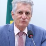 Justiça dá 24 h para deputado do PT se retratar por montagem de IA que ligava Bolsonaro a empresário 4 ocrente 1771095882