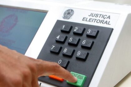 Desconfiança nas urnas eletrônicas atinge 43% dos brasileiros, revela Genial/Quaest 12 ocrente 1771189458