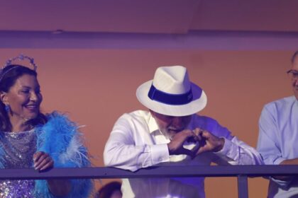 Lula elogia carnaval carioca e diz que desfile na Sapucaí foi “lindo” 4 ocrente 1771277665