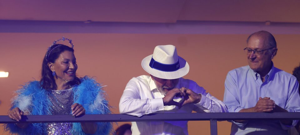 Lula elogia carnaval carioca e diz que desfile na Sapucaí foi “lindo” 2 ocrente 1771277665