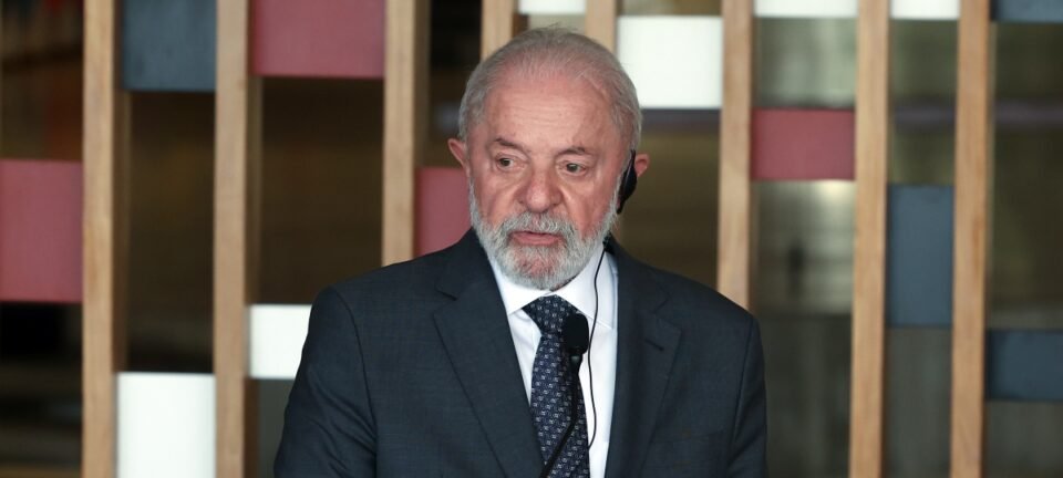 Conselheiro de Lula vê erro do PT ao minimizar Flávio Bolsonaro nas eleições de 2026 2 ocrente 1771419004