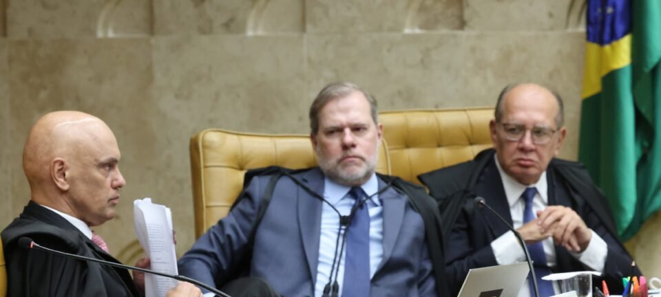 Defesa diz que auditora investigada por acessar dados de Moraes tem 32 anos de carreira sem punições 2 ocrente 1771502656