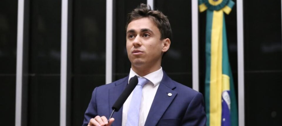Nikolas se reúne com Bolsonaro em presídio e cobra frente única da direita para 2026 2 ocrente 1771695261