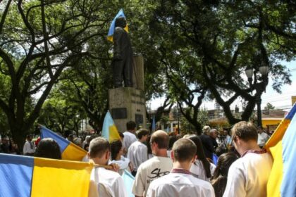 Comunidade ucraniana convoca atos em três capitais brasileiras e pede ajuda para compra de geradores 12 ocrente 1771724972